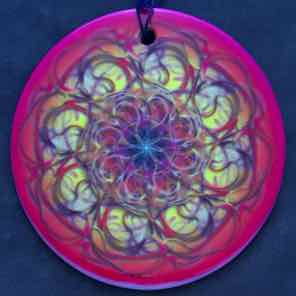 ROUND CERAMIC
ORNAMENT
RED YELLOW 1